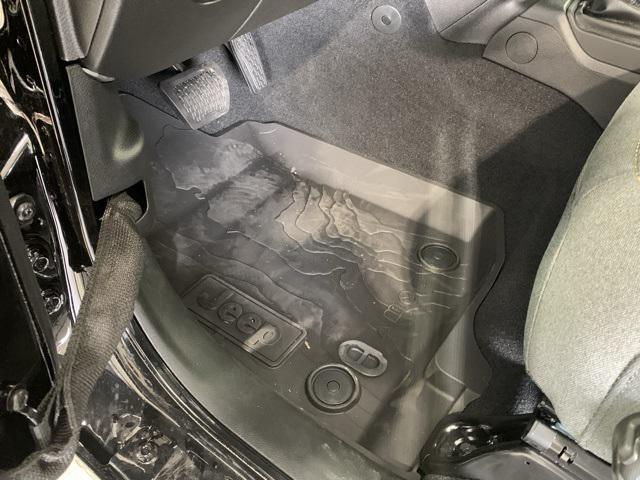 new 2025 Jeep Wrangler car, priced at $44,304