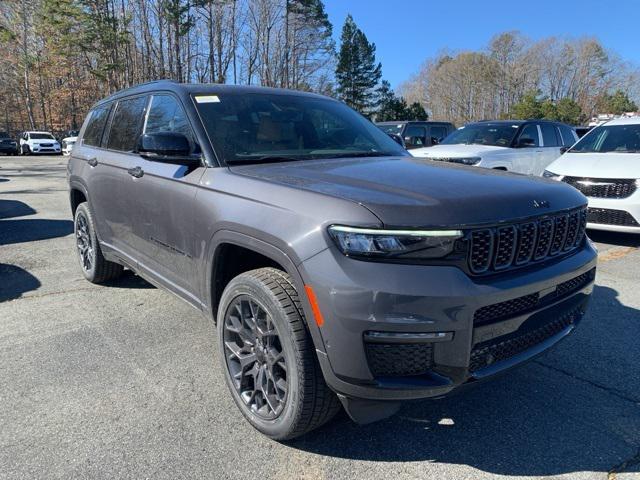 new 2025 Jeep Grand Cherokee L car, priced at $67,631
