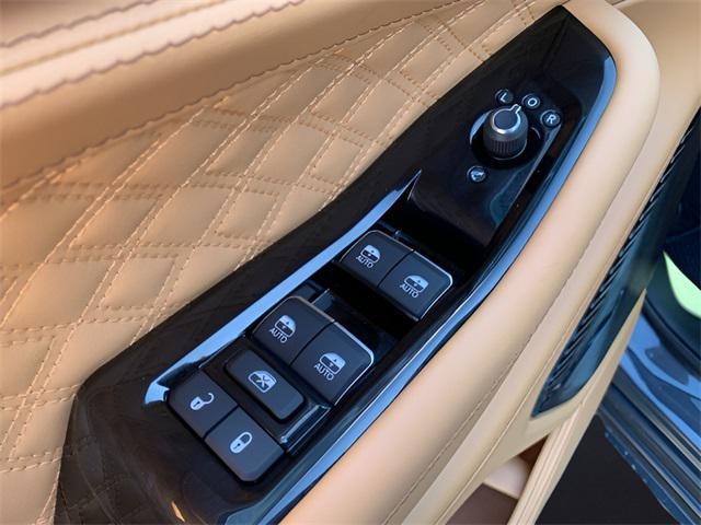 new 2025 Jeep Grand Cherokee L car, priced at $67,208