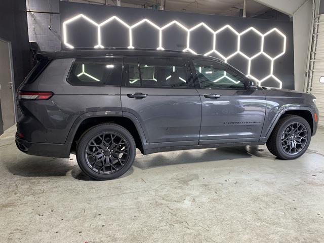 new 2025 Jeep Grand Cherokee L car, priced at $66,721