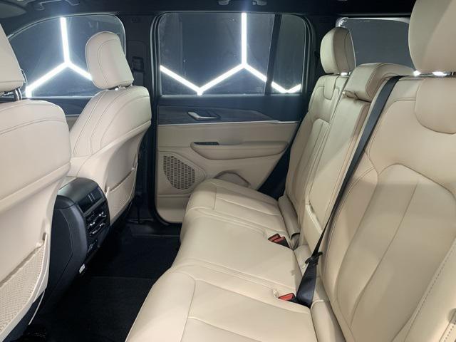 new 2025 Jeep Grand Cherokee car, priced at $44,888