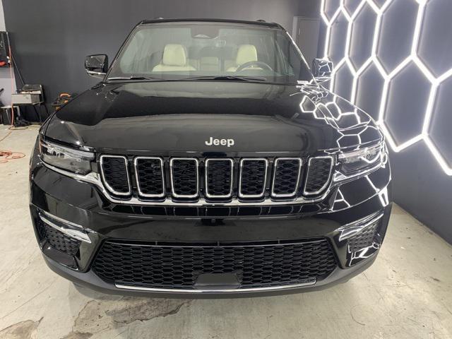 new 2025 Jeep Grand Cherokee car, priced at $44,888