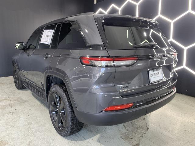 new 2025 Jeep Grand Cherokee car, priced at $45,776