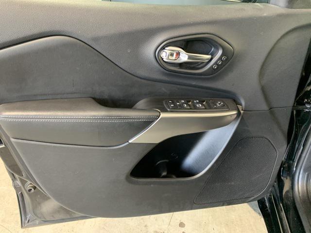 used 2019 Jeep Cherokee car, priced at $20,733