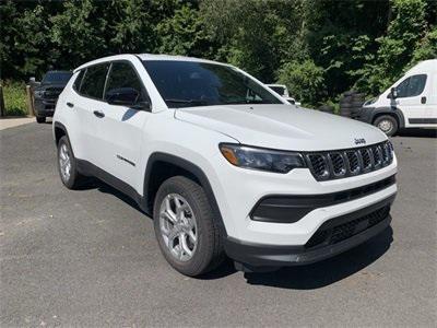 new 2024 Jeep Compass car, priced at $25,495