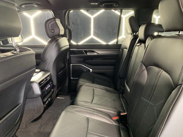 new 2025 Jeep Wagoneer car, priced at $65,377