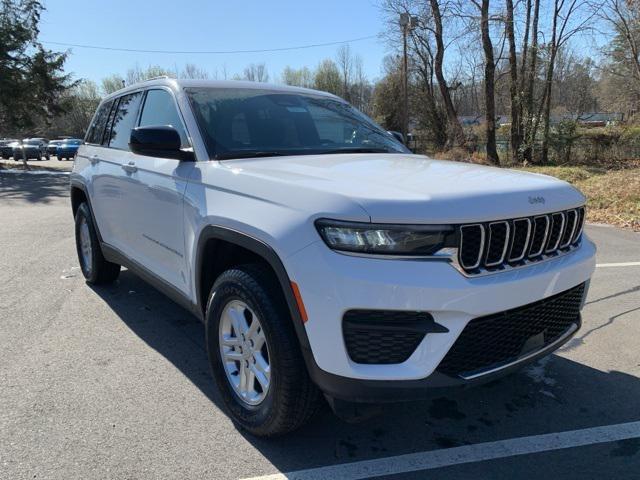 new 2025 Jeep Grand Cherokee car, priced at $43,620