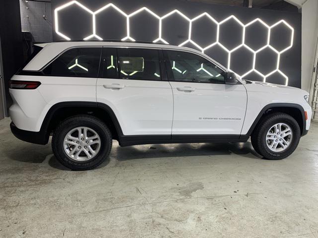 new 2025 Jeep Grand Cherokee car, priced at $38,188