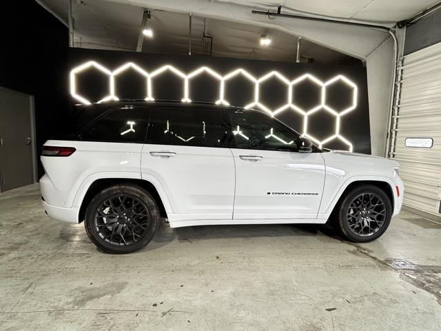 new 2025 Jeep Grand Cherokee car, priced at $64,254
