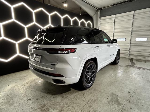 new 2025 Jeep Grand Cherokee car, priced at $64,254