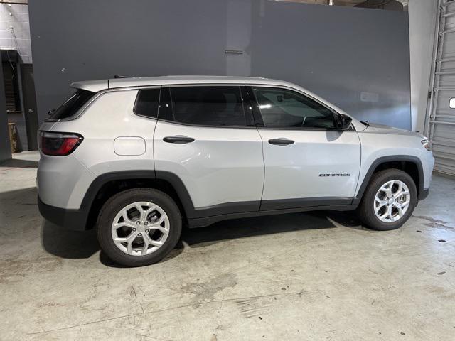 new 2024 Jeep Compass car, priced at $25,380