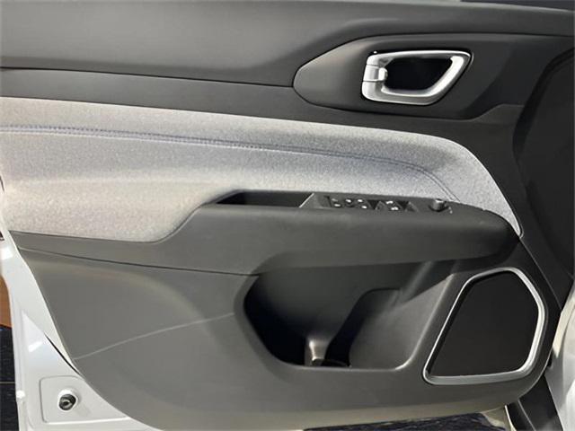 new 2024 Jeep Compass car, priced at $25,989