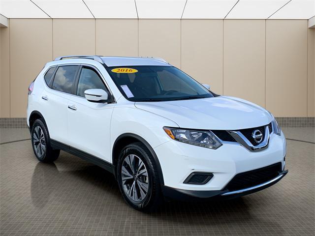 used 2016 Nissan Rogue car, priced at $12,500