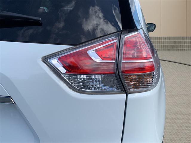 used 2016 Nissan Rogue car, priced at $12,500