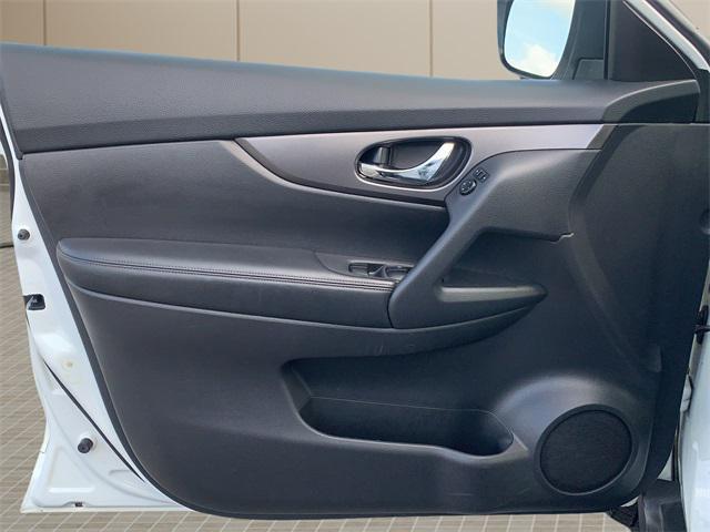 used 2016 Nissan Rogue car, priced at $12,500