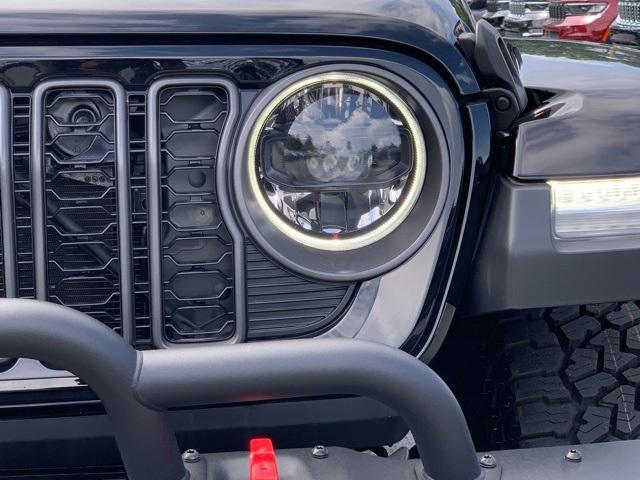 new 2024 Jeep Gladiator car, priced at $60,971