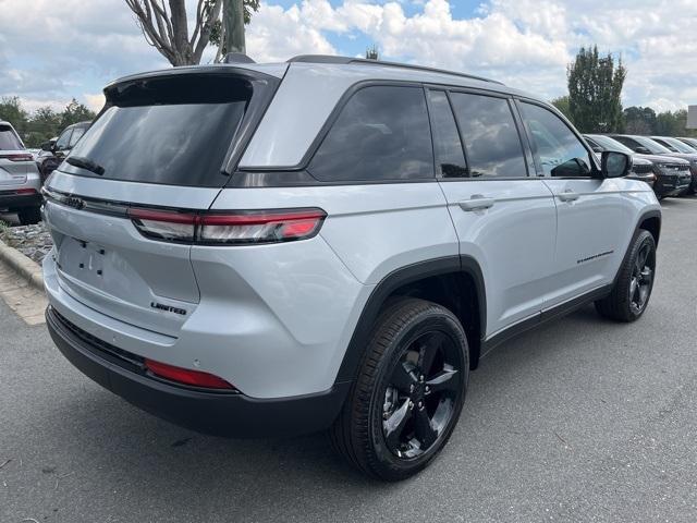 new 2025 Jeep Grand Cherokee car, priced at $50,955