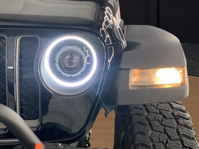 used 2021 Jeep Gladiator car, priced at $42,722