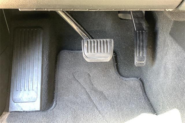 used 2024 Jeep Grand Cherokee L car, priced at $30,497