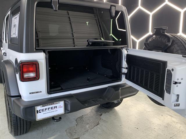 new 2025 Jeep Wrangler car, priced at $42,199