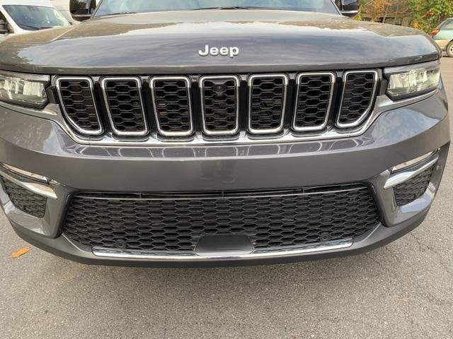 new 2025 Jeep Grand Cherokee car, priced at $48,230