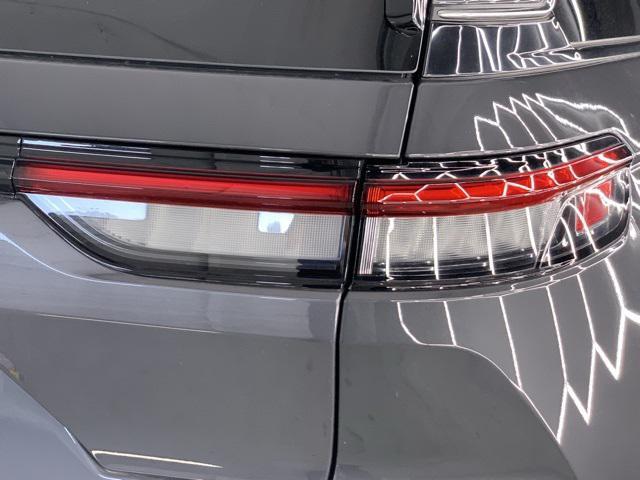 new 2025 Jeep Grand Cherokee car, priced at $47,616