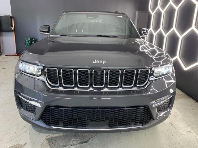 new 2025 Jeep Grand Cherokee car, priced at $47,616