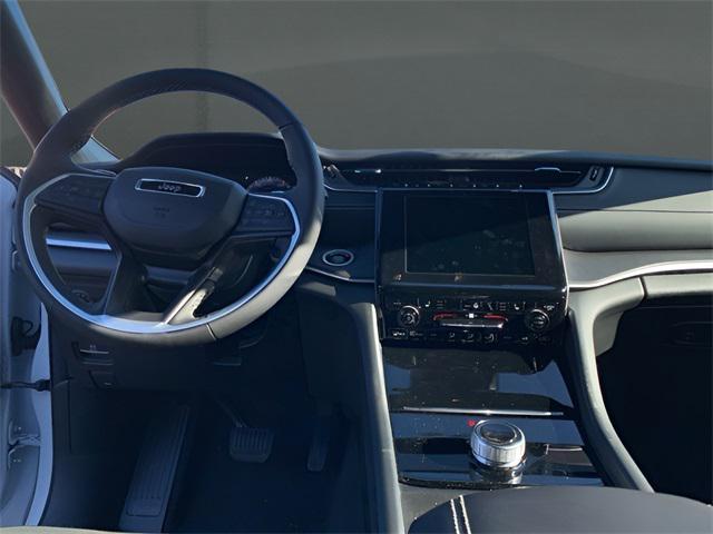 new 2025 Jeep Grand Cherokee L car, priced at $45,609