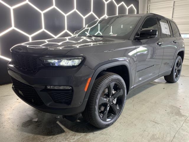 new 2025 Jeep Grand Cherokee car, priced at $52,116