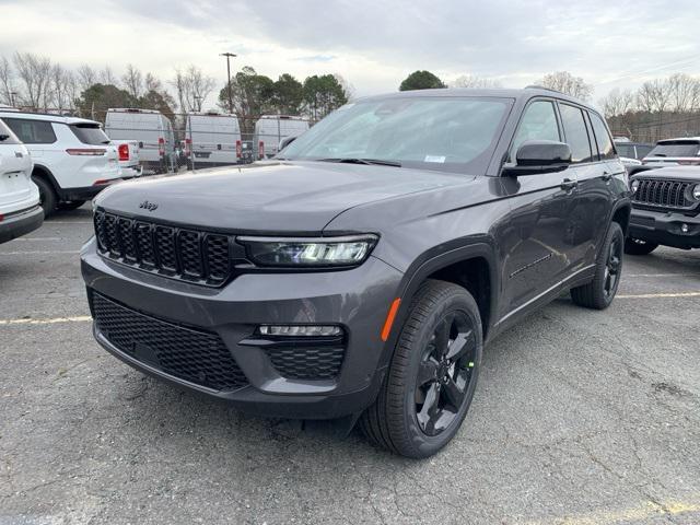 new 2025 Jeep Grand Cherokee car, priced at $49,649