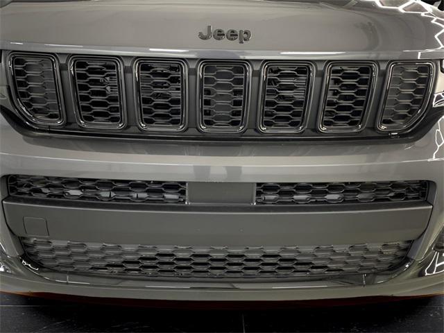 new 2025 Jeep Grand Cherokee L car, priced at $49,433