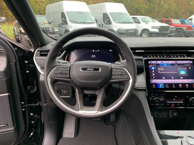 new 2024 Jeep Grand Cherokee L car, priced at $58,405