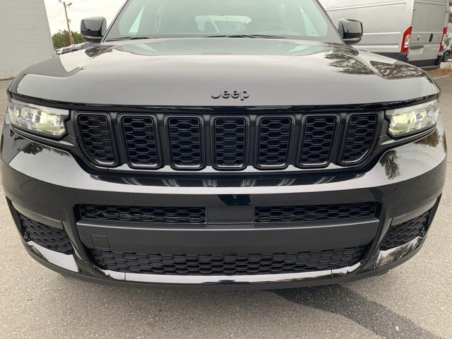 new 2024 Jeep Grand Cherokee L car, priced at $58,405