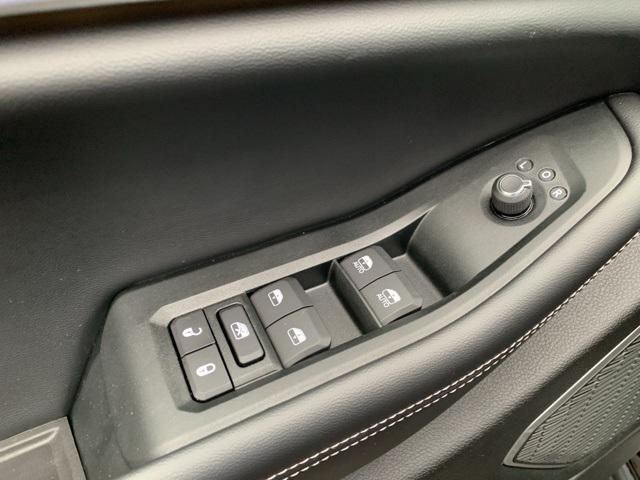 new 2024 Jeep Grand Cherokee L car, priced at $58,405