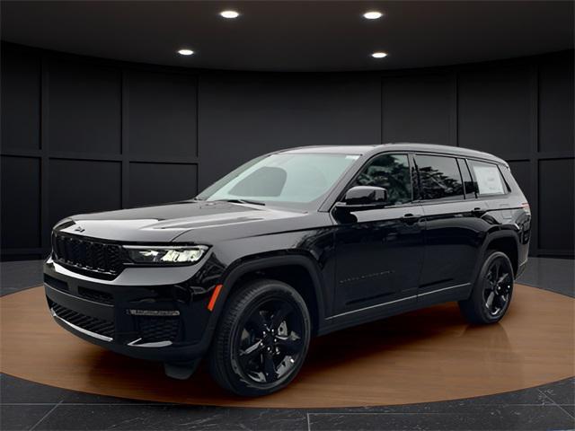 new 2024 Jeep Grand Cherokee L car, priced at $46,905