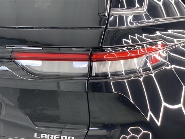 new 2025 Jeep Grand Cherokee car, priced at $40,096