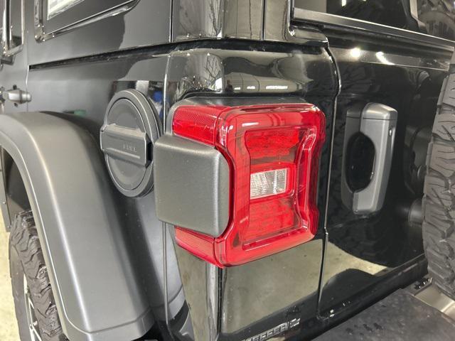 new 2025 Jeep Wrangler car, priced at $57,243