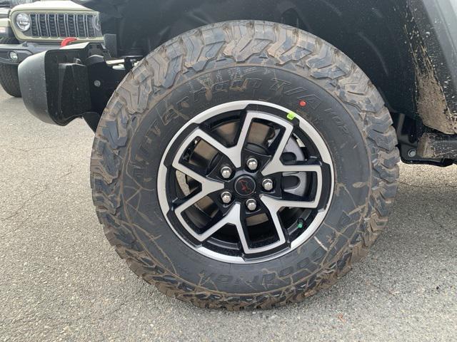 new 2025 Jeep Wrangler car, priced at $54,566