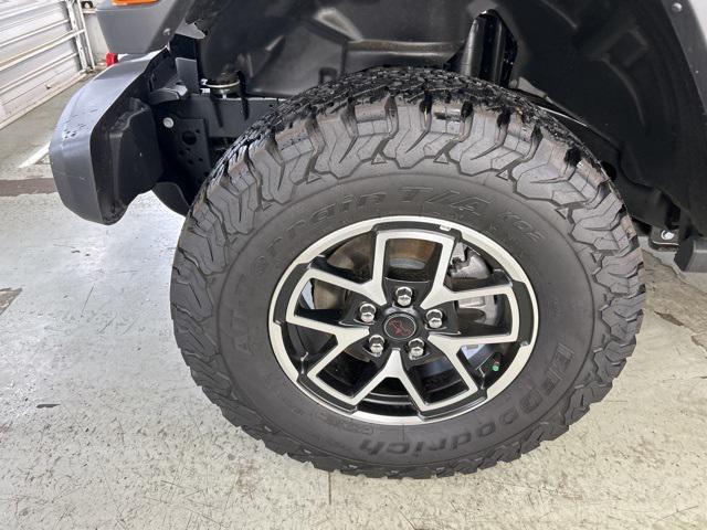 new 2025 Jeep Wrangler car, priced at $57,243