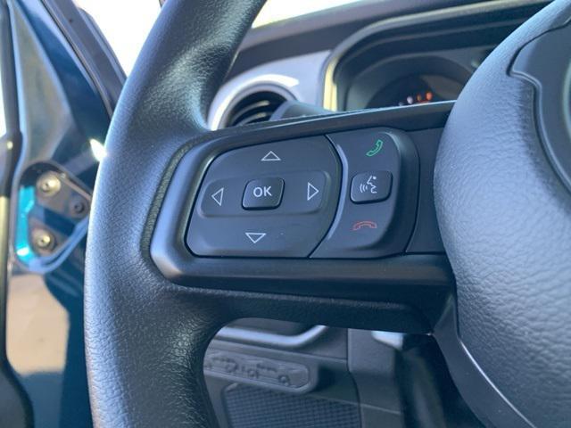 new 2025 Jeep Gladiator car, priced at $42,630