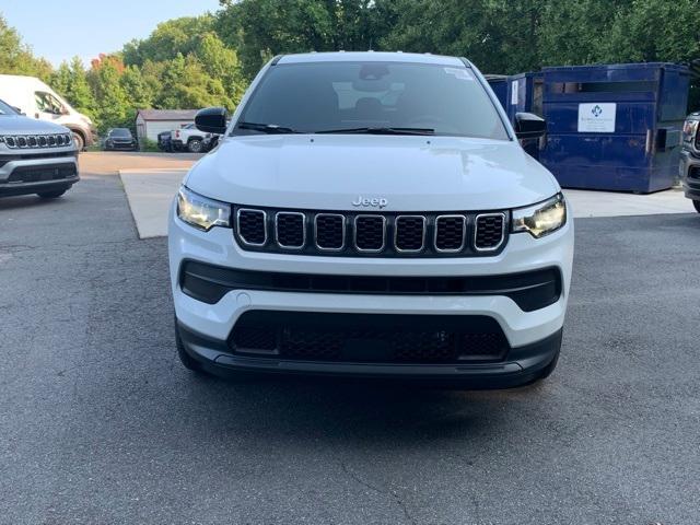 new 2024 Jeep Compass car, priced at $25,495