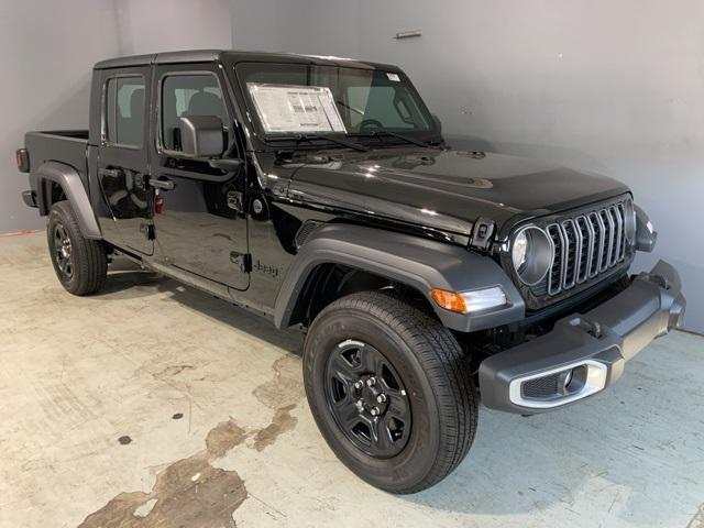 new 2024 Jeep Gladiator car, priced at $34,685