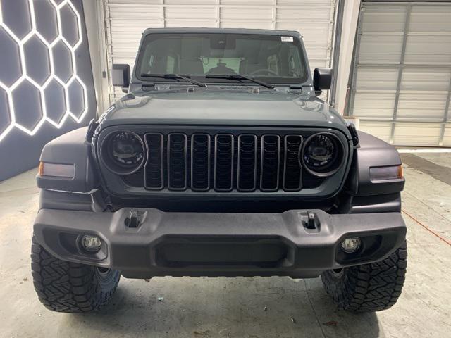 new 2025 Jeep Wrangler car, priced at $51,768