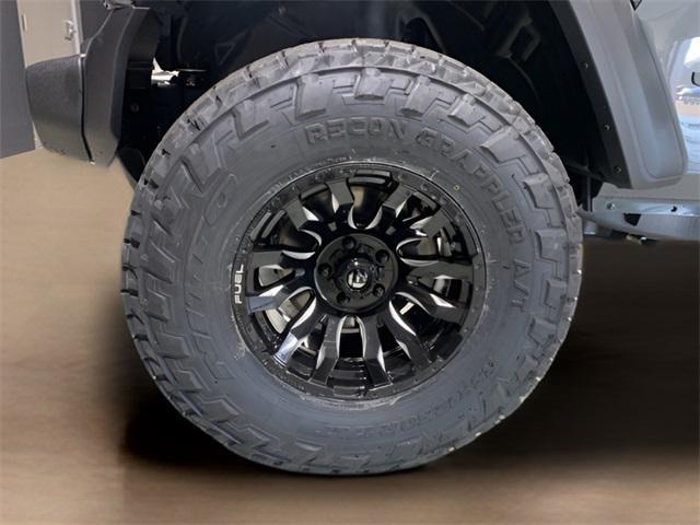 new 2025 Jeep Wrangler car, priced at $54,668