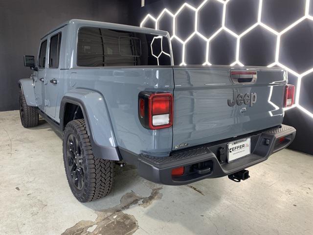 new 2025 Jeep Gladiator car, priced at $42,735