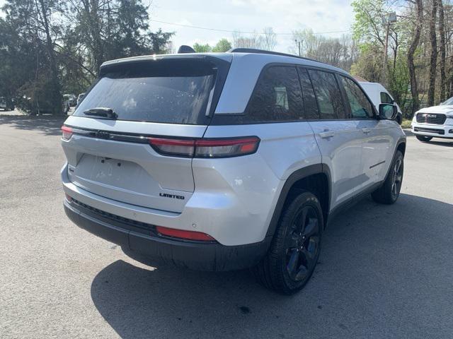 new 2025 Jeep Grand Cherokee car, priced at $48,999