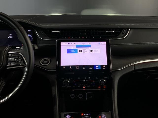 used 2022 Jeep Grand Cherokee car, priced at $39,000