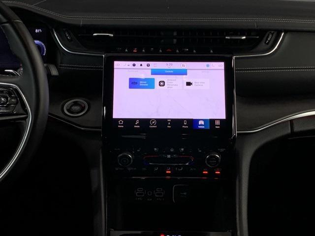 used 2022 Jeep Grand Cherokee car, priced at $39,000