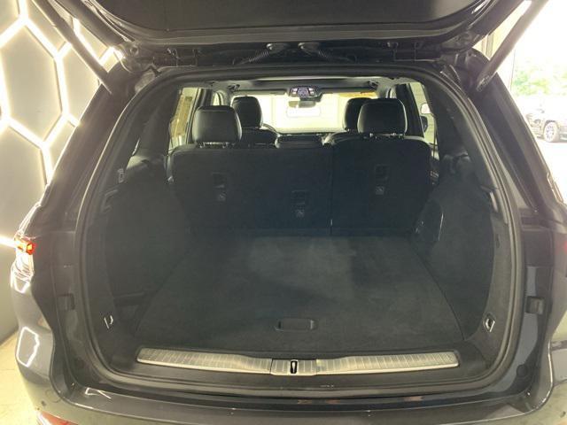 used 2022 Jeep Grand Cherokee car, priced at $39,000