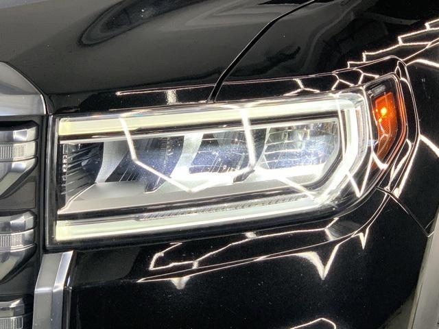 used 2022 GMC Acadia car, priced at $33,000